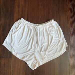 Free People Movement White Shorts Size Medium